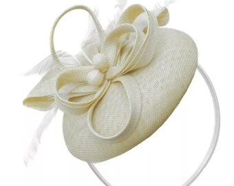 Crème, ivoire, champagne, # Fascinator, Fascinators, Chapeau Fascinator, chapeau, chapeau de mariage, Fascinator crème, Fascinator ivoire, chapeau de courses, église