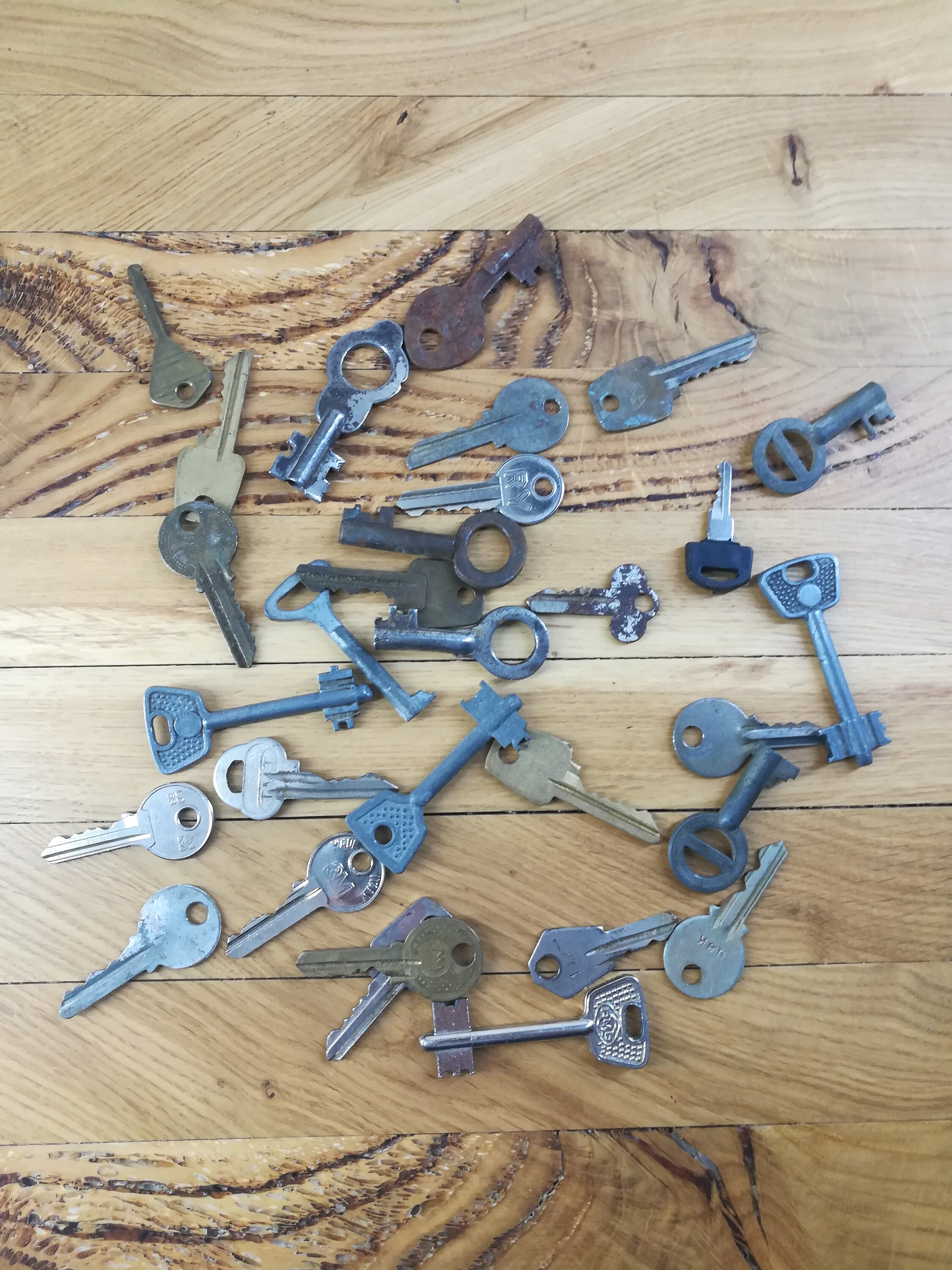 Key Lockbox Old 30 Pieces of Old Lock Keys - Etsy