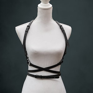 Alle Schwarz Body-Wrap Taille Harness | Echtleder | Kundenspezifische Handarbeit