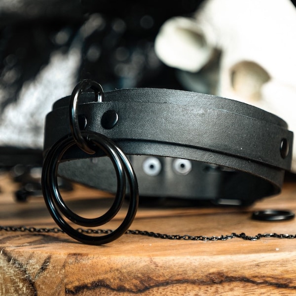 Genuine Leather Double O-Ring Collar Choker in All Black - Edgy and Unique Accessory