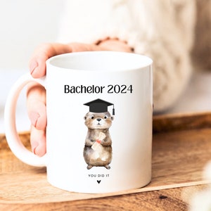 loulala® Bachelor 2024 Geschenk süße Tasse mit Otter Motiv Bachelor 2024 - you did it, Bachelor bestanden, Bachelor Geschenk