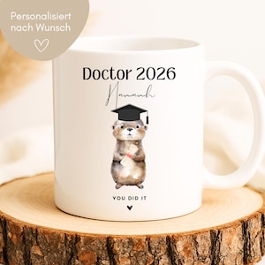 Gepersonaliseerde mok met de tekst "Doctor 2026" als cadeau, geslaagd voor je doctoraat, cadeau voor het behalen van je doctoraatsexamen, doctoraatsafstudering - Hej.Otti®
