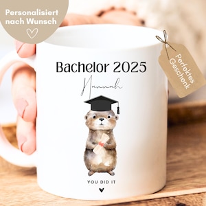 loulala® Bachelor 2025 Geschenk süße Tasse mit Otter Motiv Bachelor 2025 - you did it, Bachelor bestanden, Bachelor Geschenk personalisiert