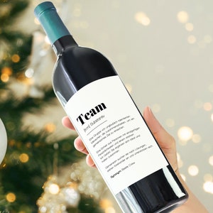 Team gift, bottle label with synonym "Team" as the perfect gift for your team | self-adhesive, portrait format 12 x 9 cm (Team)