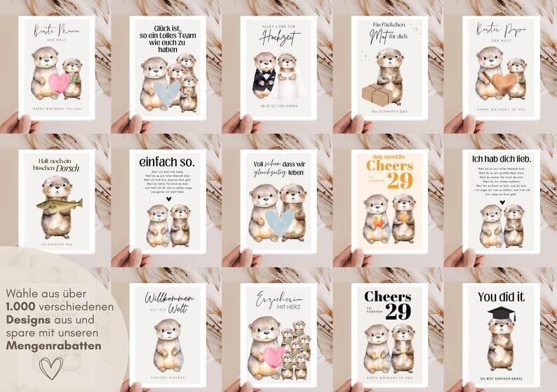 Puede incluir: Una colecci&oacute;n de tarjetas de felicitaci&oacute;n rectangulares con ilustraciones de nutrias en acuarela. Cada tarjeta muestra texto e im&aacute;genes &uacute;nicas, incluyendo nutrias sosteniendo corazones, peces o usando birretes de graduaci&oacute;n, con mensajes en alem&aacute;n e ingl&eacute;s.