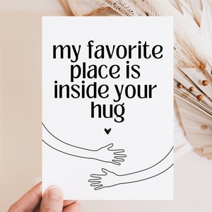 Postkarte My favorite Place is inside your hug, Ich liebe dich, Lieblingsmensch, Geschenk für Partner, Valentinstag, Geschenk für ihr - A6