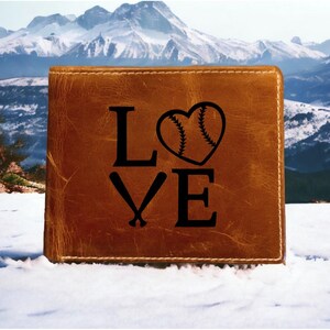 Cartera de cuero Love Baseball con dos pliegues y calidad superior Buffalo Sports Heart NUEVA