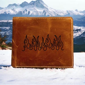 Cartera de piel de primera calidad con diseño de llamas de búfalo y doble pliegue, NUEVA