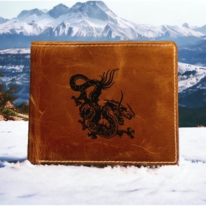 Cartera de cuero de dragón Bifold Calidad Premium Buffalo Fantasy Book Mitología NUEVO