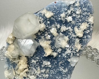Blue Chalcedony, Apophyllite, Stilbite, Stalactites