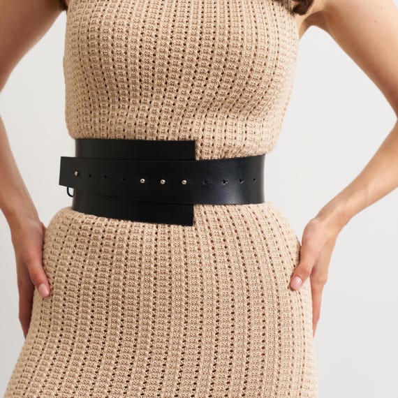 chinese dress ladies Yalice Women Wide Elastic Waist Belt Gold Stretch Belt for Dresses Thick  Leather Belts Cosplay Waistband for Ladies (Gold, Fit Waist Size:  25''-30'') at Amazon Women's Clothing store