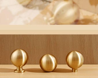 Furniture Fittings Gold Brass Cabinet Knobs Door Handles round Pull Drawer Knobs Kitchen handles Cabinet Pulls Wardrobe Brass Furniture Knob