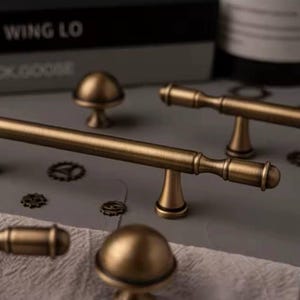 Modern Bronze Cabinet Handles Kitchen Knob Pull Silver Wardrobe Furniture Handle for Cabinet Living Room Home Office Bedroom Brass Pull