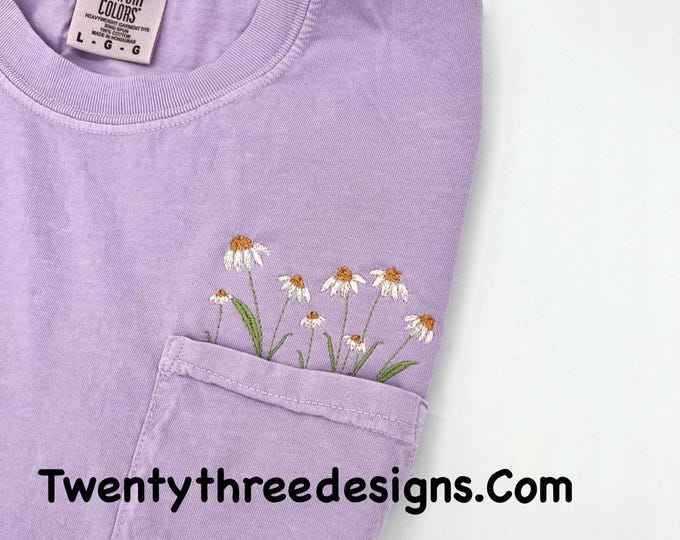 Embroidered crewneck daisies pocket t-shirt, Embroidered flower shirt, Embroidery, Floral pocket tee, Comfort Colors t-shirt, daises,
