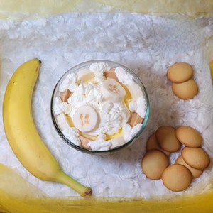 Nana&#39;s Banana Pudding Candle | Banana Scented Candle | Hand Poured in NC | 12oz Coconut Soy Candle | Black Owned Candles | Homemade Candle