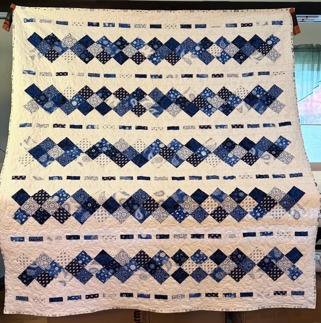 Modern Patchwork Quilt - Etsy