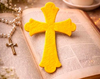 Die Cut Felt Cross | Craft Sewing Projects, Decor
