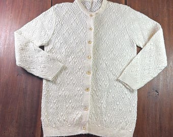 Vintage Women's Size Small Cream Knit Sweater Pearl Buttons Cardigan Crew Neck