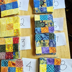 Patchwork-quiltade underlägg – Set om 4 – Välj din stil