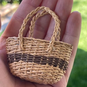 Miniature Dollhouse straw bags in 1:12 scale