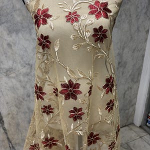 burgundy dress with rose gold shoes What Color Shoes to Wear with a Burgundy Dress?