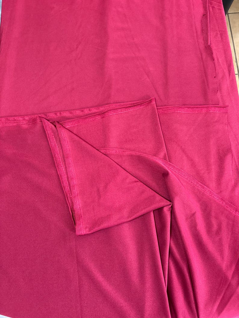 Nylon Spandex Lycra stof - Bordeauxrood - 147 cm breed afbeelding 2