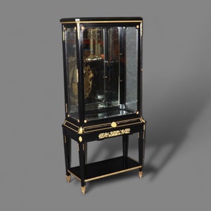 French Louis XVI Style Ebonized Black Lacquer Vitrine with Ormolu Mounts circa 1920s, Display Cabinet, Curio Cabinet, Antique Vitrine, Retro