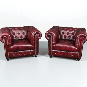 Pair of Vintage Burgundy Leather Tufted Chesterfield Style Club Chairs, Accent Chairs, Lounge Chairs, Pair Chairs, Living Room Furniture