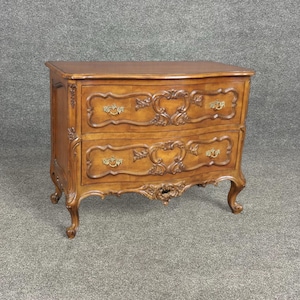 Antique 18th Century Country French Louis XV Style Commode, Dresser, Chest of Drawers, Walnut Furniture, Vintage Commode, Furniture, Retro