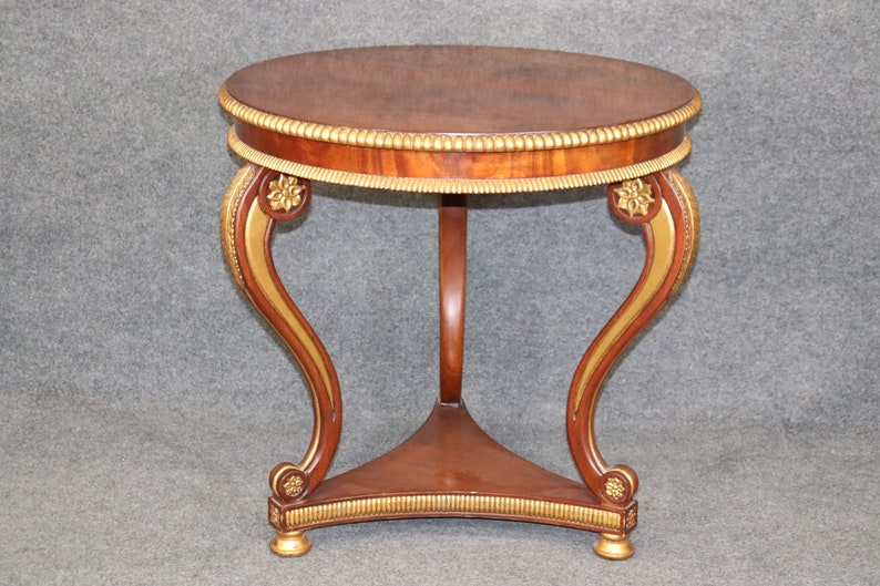 Light Mahogany Louis XV Style Gilt Center Table In The Manner of Maitland Smith, Antiques, MCM Furniture, Mid Century Modern, Home Decor zdjęcie 2