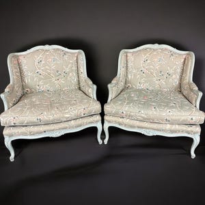Vintage Pair of Louis XV Style Paint Decorated Wingback Chairs, Bergere Chairs, Armchairs, Lounge Chairs, MCM, Antique, Furniture, Retro