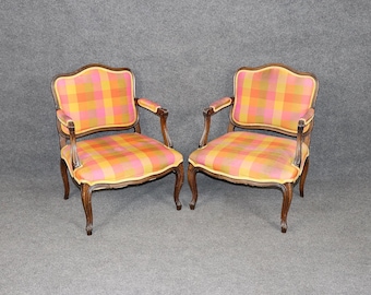 Pair of Louis XV Style Carved Walnut Armchairs, Accent Chairs, Club Chairs, Lounge Chairs, Pair Chairs, Vintage Chairs, Furniture, Retro
