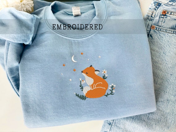 Embroidered Cute Fox Sweatshirt, Gift For Animal Lover, Cottagecore Crewneck, Fox Jumper, Embroidered Fox Sweatshirt, Aesthetic Sweatshirt