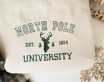 Broderad Nordpolströja, Jultröja, Julkläder, Julklapp, Jultröja, Jultröja, Nordpolen University Hoodie