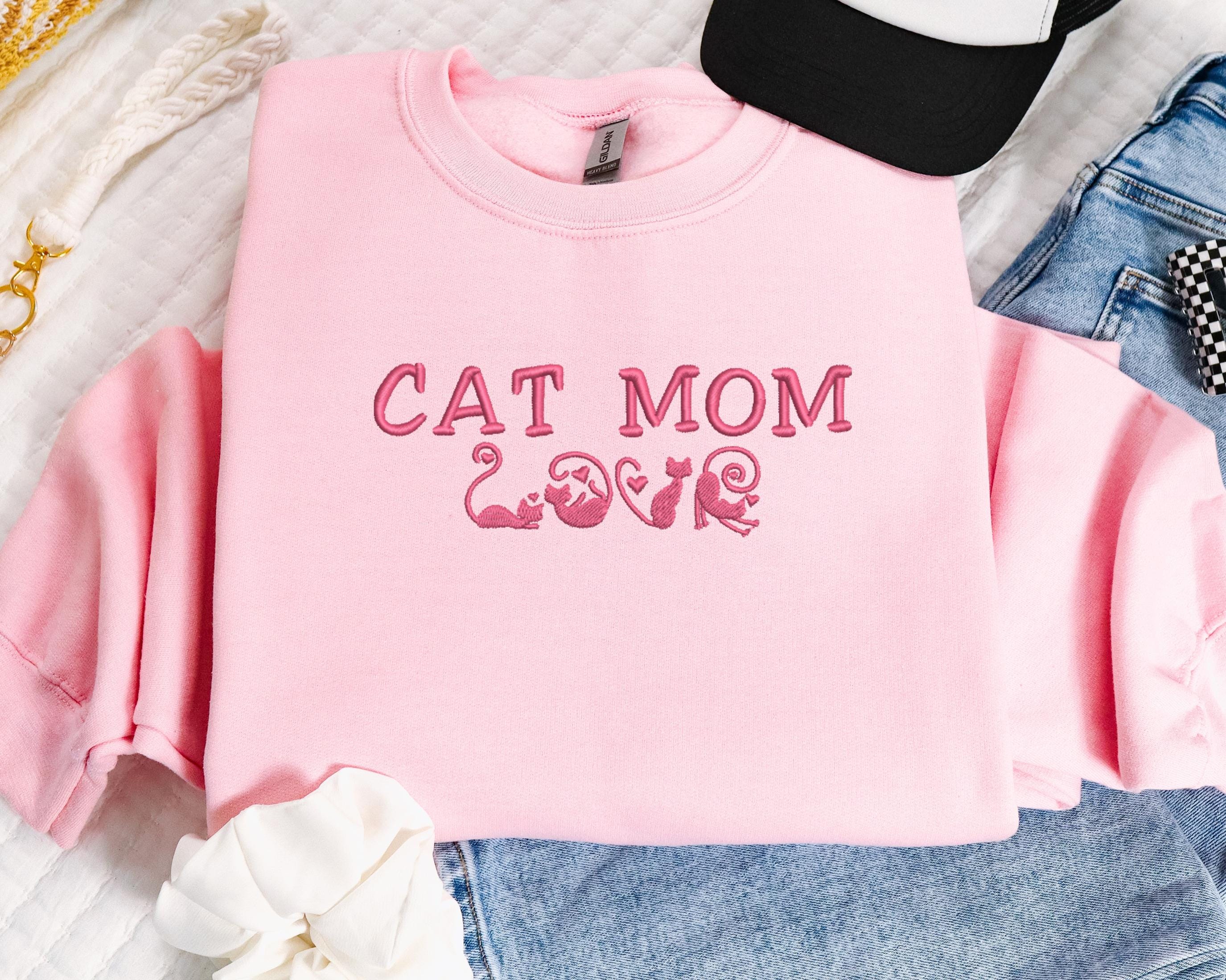 Embroidered Cat Mom Sweatshirt, Gift for Cat Lovers, Animal Lover Crewneck, Aesthetic Cat T-shirt, Cozy Unisex Hoodie, Funny Cat Apparel