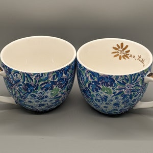 Pair of Lilly Pulitzer Mugs coffee tea or soup