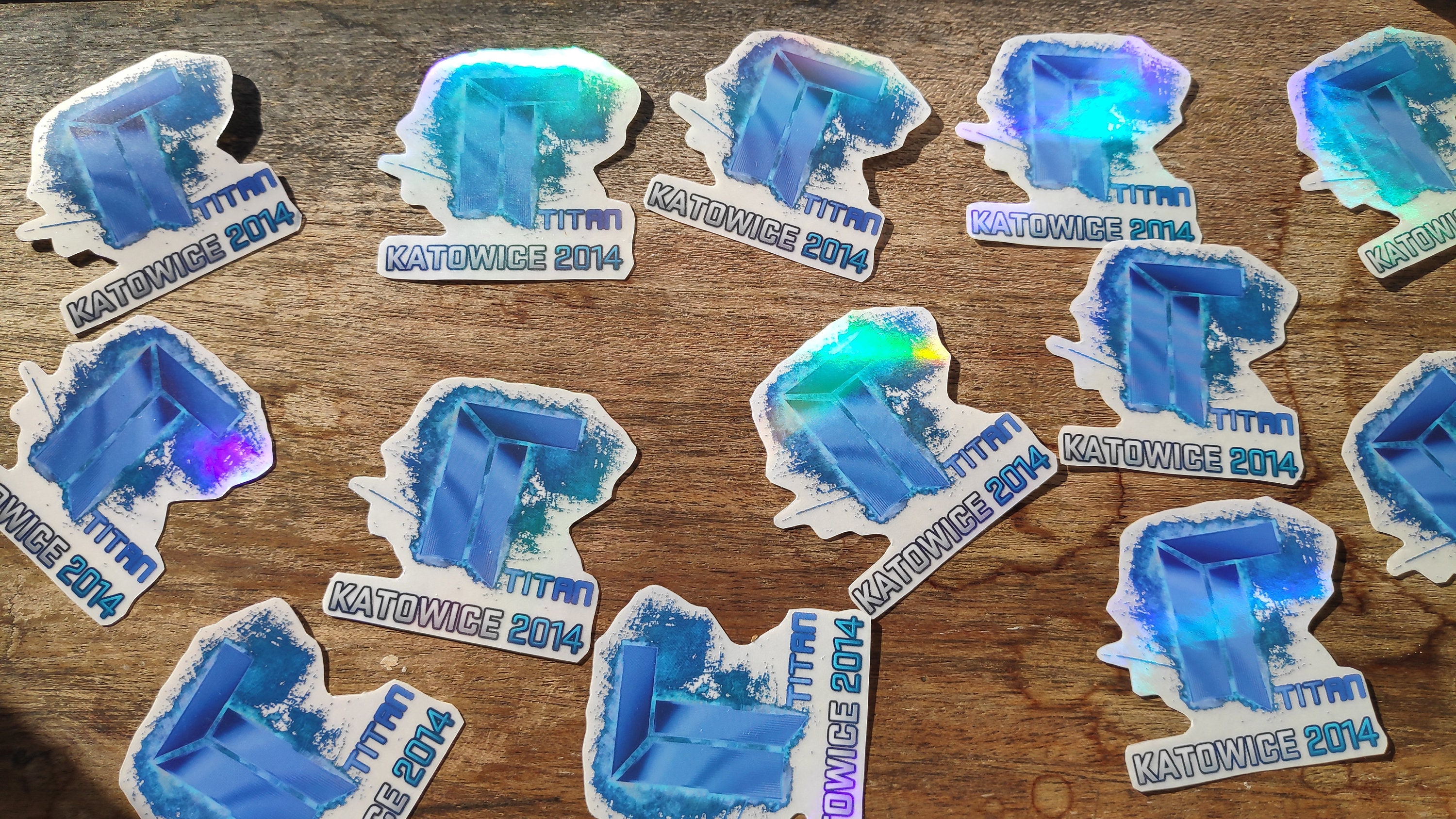 Transparent Titan Holo Katowice 2014 CSGO CS Counter Strike CS2 Sticker ...