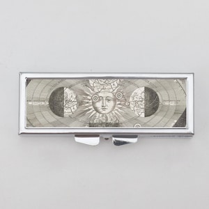 Boîte à pilules phases du soleil et de la lune - cartes vintage, système solaire, phases de la lune, thèmes antiques, boîte à bijoux, étui à pilules, porte-pilules, voyage