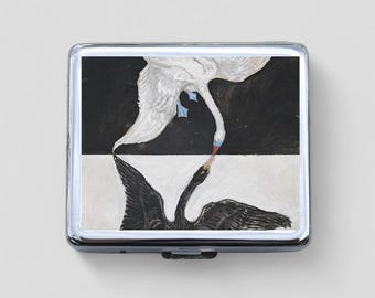 Pastillero Swans de 8 días - Hilma af Klint, Regalo para damas de honor, Tamaño viaje, Pastillero, Pastillero de 8 días, Estuche portátil para pastillas, Farmacia de bolsillo