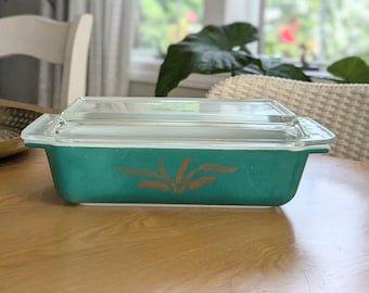 Vintage Pyrex 13