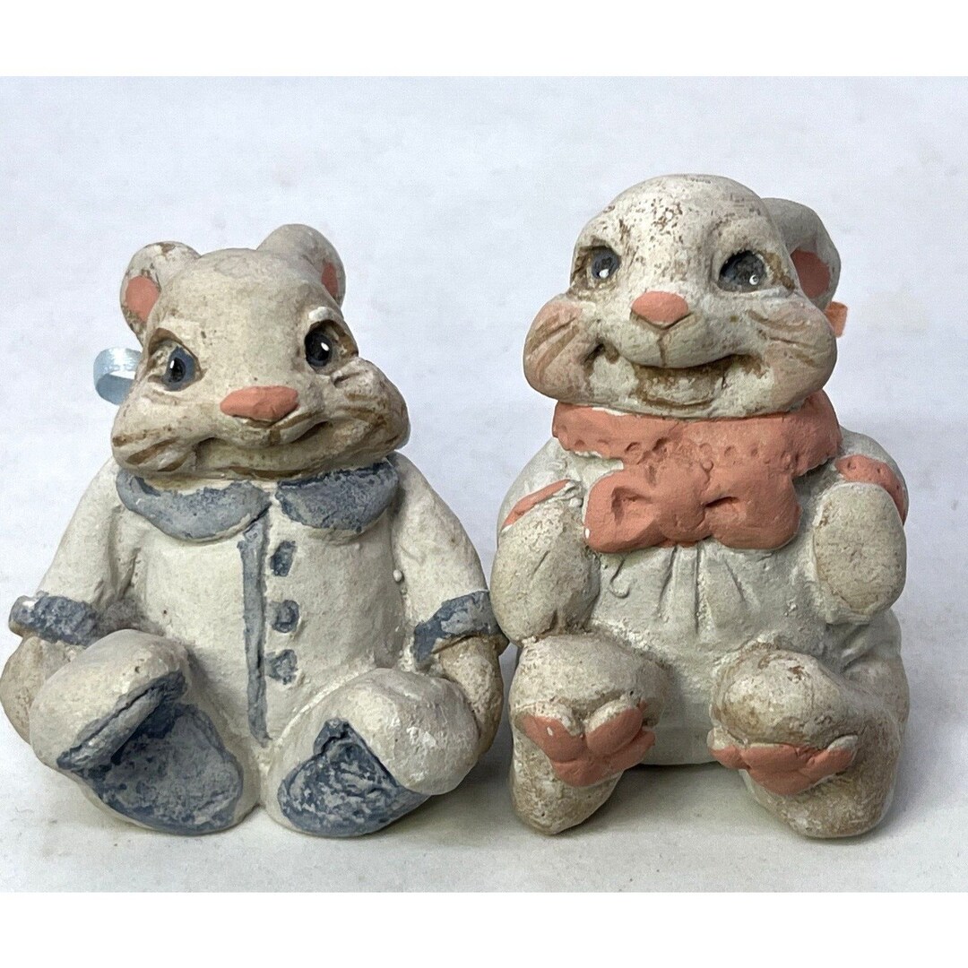 Two Bunnies Dreamsicles Figurines Blue Pink Smiling Signed Cast Art
