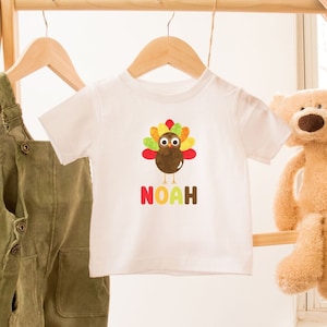 パーソナライズされた感謝祭シャツ、パーソナライズされた幼児用感謝祭シャツ、幼児用感謝祭Tシャツ、パーソナライズされた七面鳥シャツ、男の子用秋Tシャツ