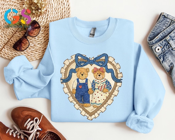 Bears Thrifter Sweatshirt, Antiquing Lover Sweater, Thrifting Queen Gift, Second-hand Womens Clothing