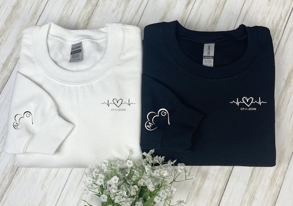 Custom Date and Initial Sweatshirt, Personalized Couples Sweatshirt,Couple Hoodies,Anniversary Gifts,Valentine's Day Gifts,Honeymoon Sweater