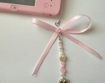 Cute beaded bow keychain for kpop photocard binder, card holder, keys, phone charm