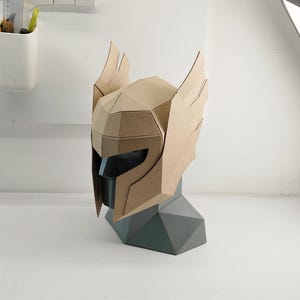 Szablon z tektury na hełm elfa lub Thora | Wzór na kostium i cosplay DIY | Plik SVG PDF z możliwością zmiany rozmiaru zdjęcie 3