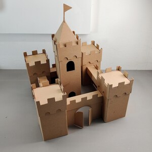 Modello in cartone di castello o fortezza / Progetto in miniatura fai da te e schema per lavoretti per bambini / SVG PDF immagine 4
