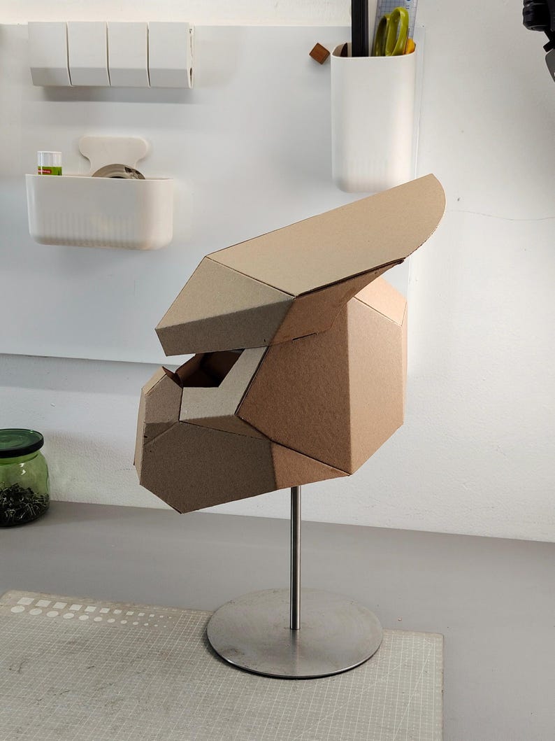 Alien hunter helmet Cardboard Template | DIY Costume and Cosplay Pattern | SVG PDF image 8