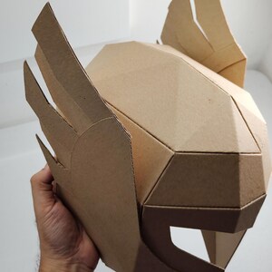 Szablon z tektury na hełm elfa lub Thora | Wzór na kostium i cosplay DIY | Plik SVG PDF z możliwością zmiany rozmiaru zdjęcie 17