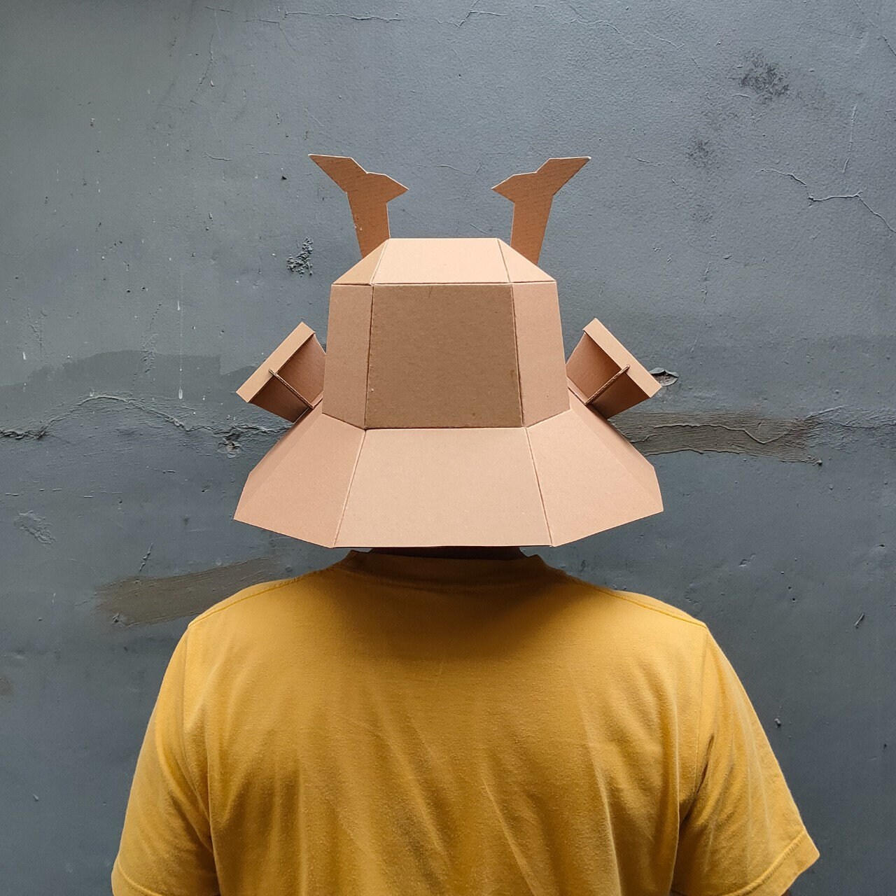 Samurai Helmet With Menpo Mask Template DIY Cardboard Craft Pattern Samurai Helmet With Menpo Mask Template DIY Cardboard Craft Pattern